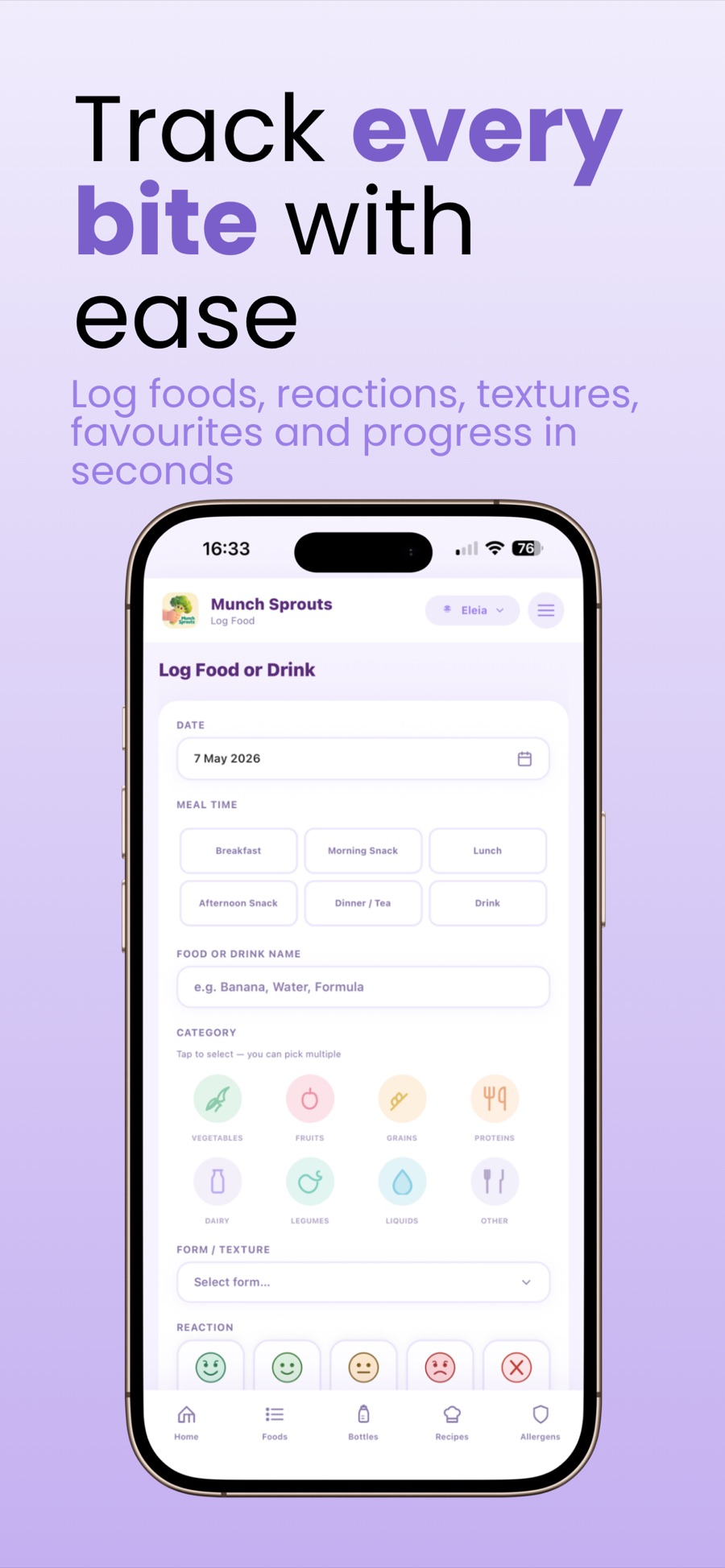 MunchSprouts food log with meal time, category, texture and reaction fields